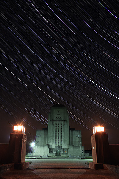 Radio kootwijk bij nacht.